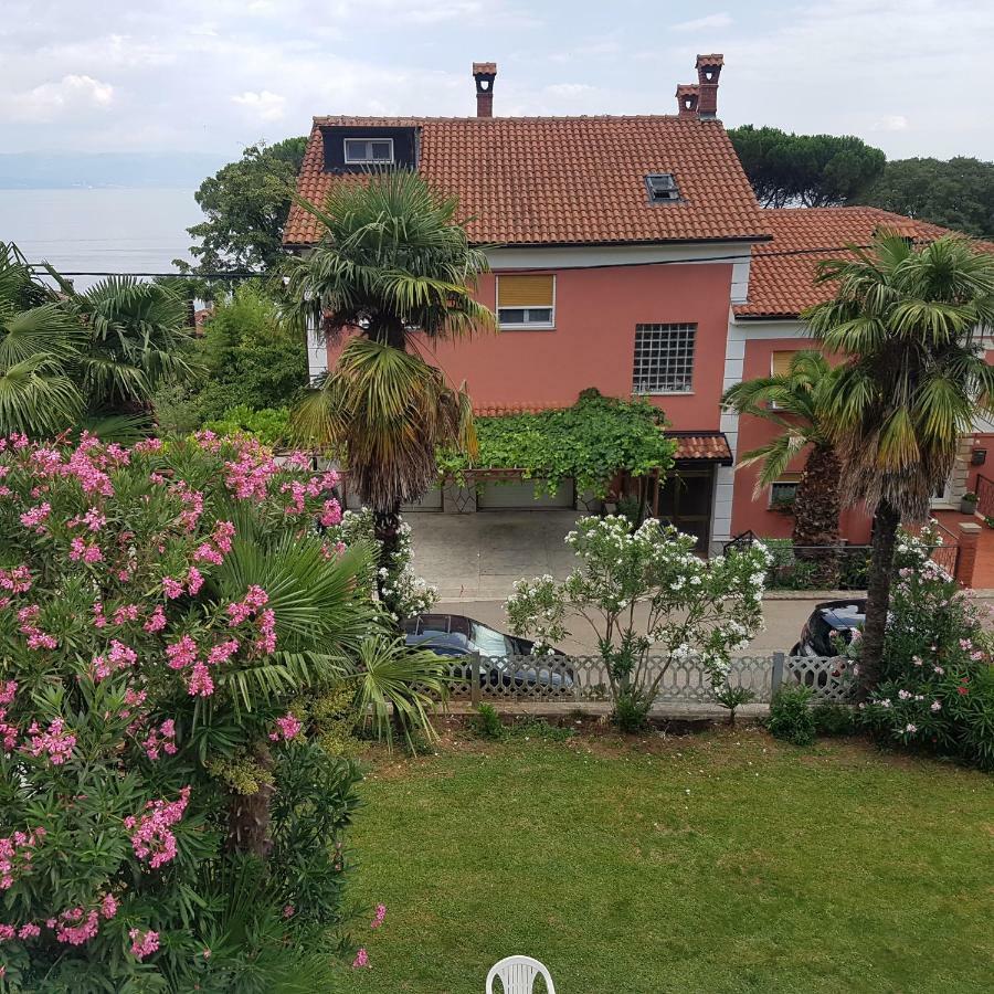 Villa Niki Rezine Lovran Exterior photo